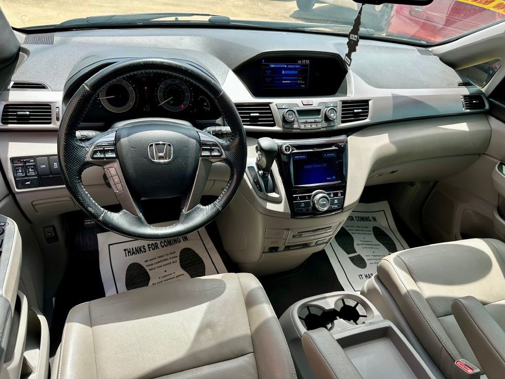 2015 Honda Odyssey Image 21