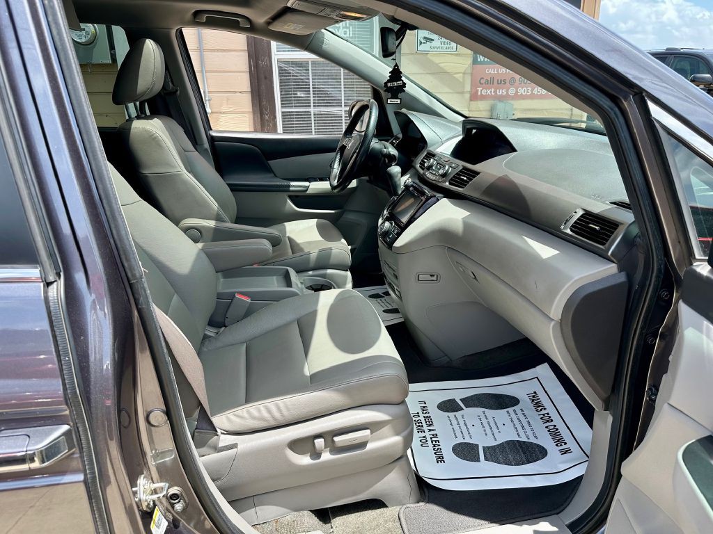 2015 Honda Odyssey Image 23