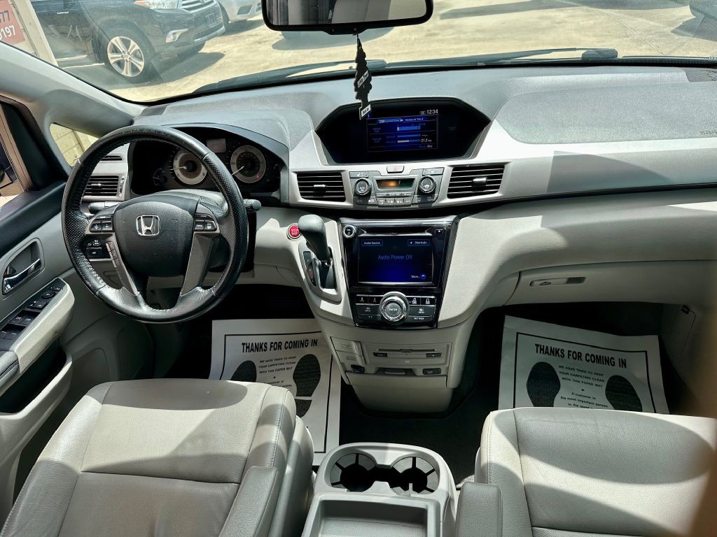 2015 Honda Odyssey Image 26
