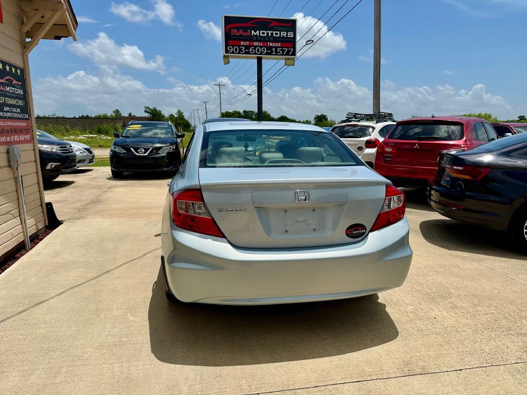 2012 Honda Civic Image 11