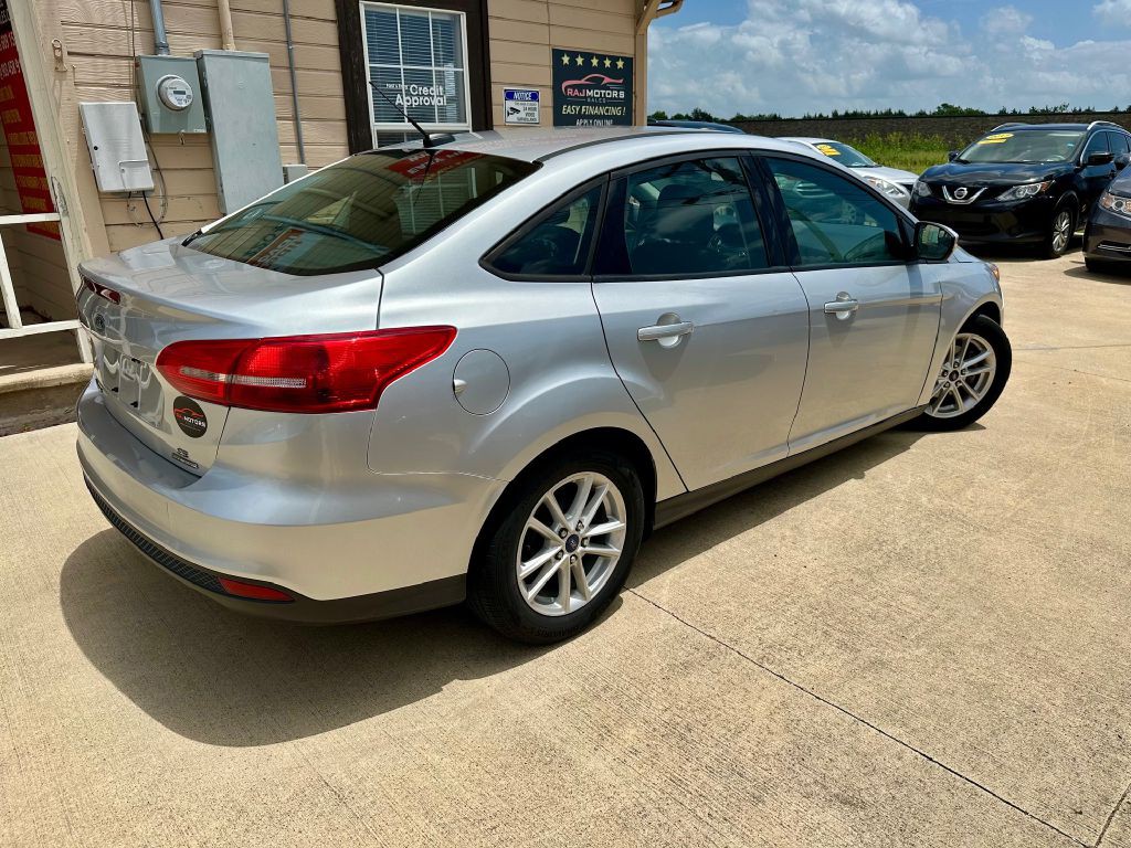 2016 Ford Focus Image 7