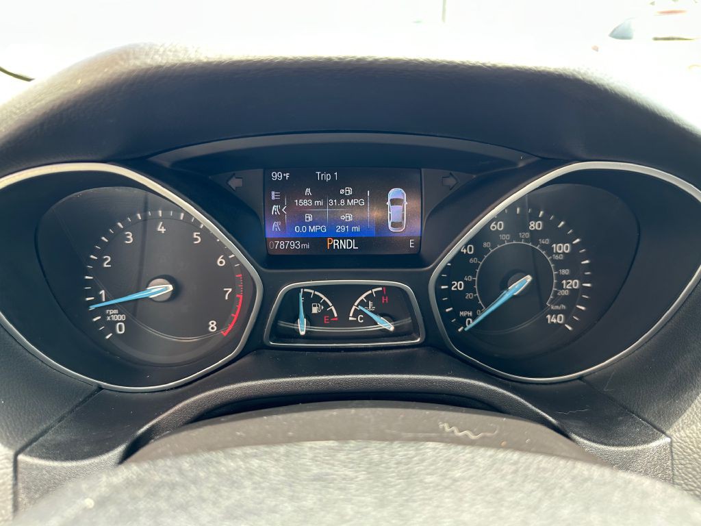 2016 Ford Focus Image 29
