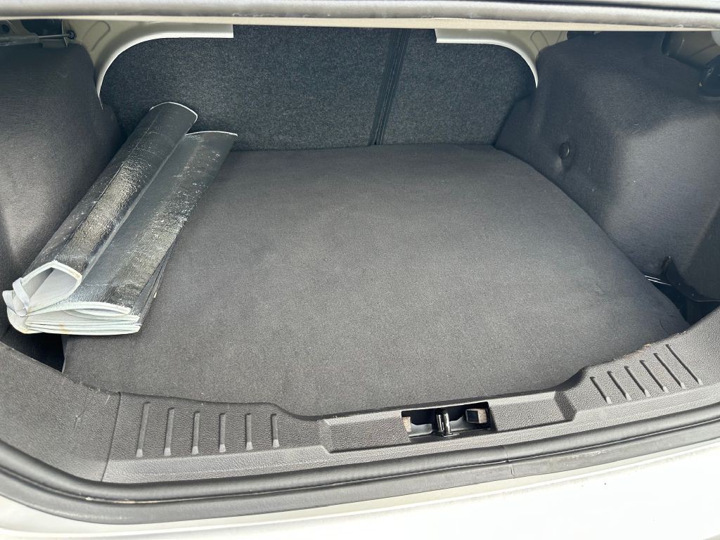 2016 Ford Focus Image 30