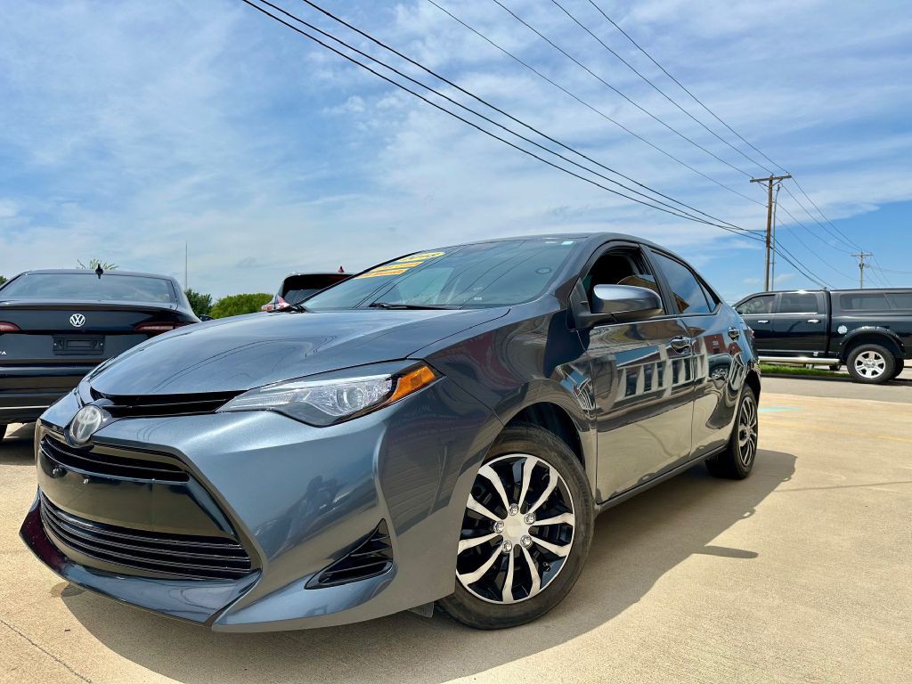 2018 Toyota Corolla Image 2