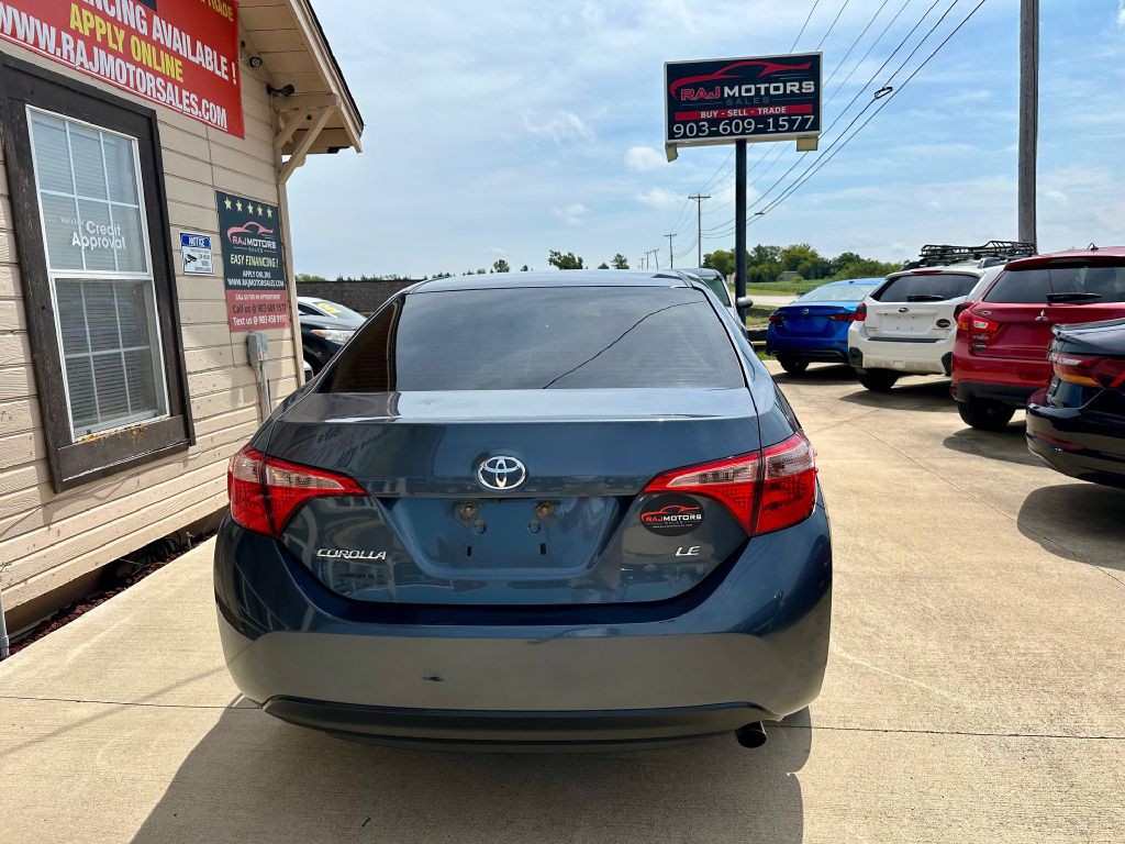 2018 Toyota Corolla Image 12