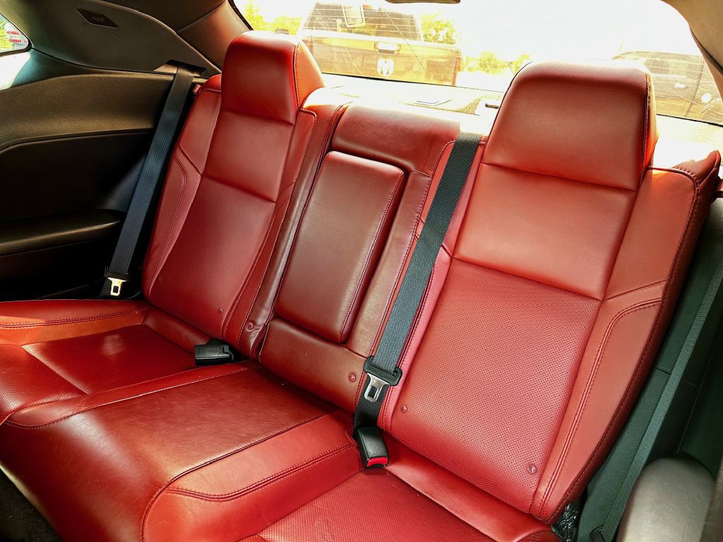 2017 Dodge Challenger Image 22