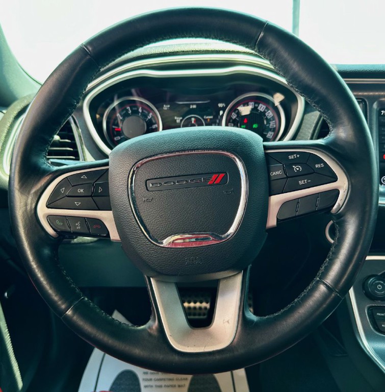 2017 Dodge Challenger Image 27