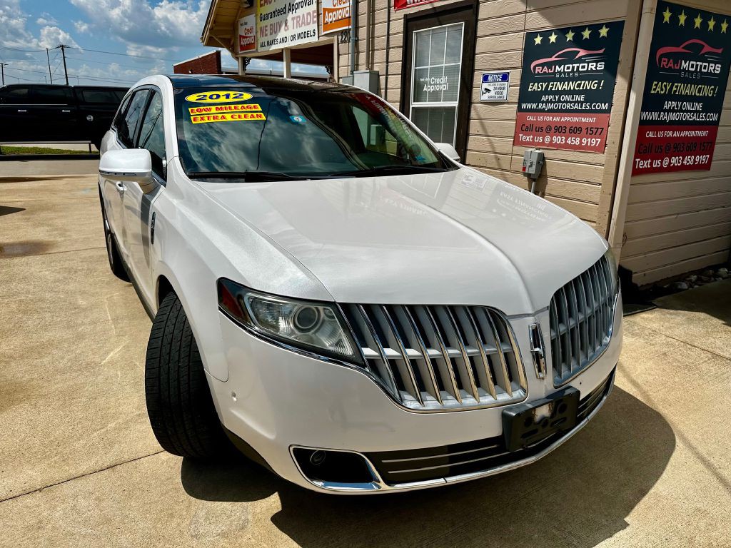 2012 Lincoln MKT Image 7