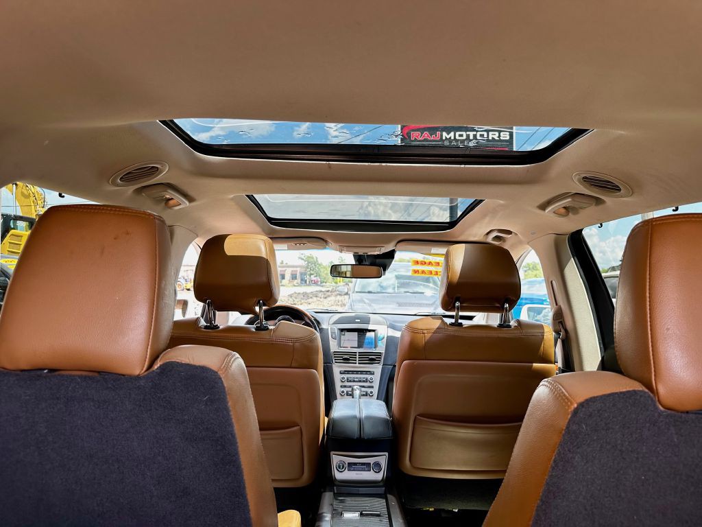 2012 Lincoln MKT Image 38