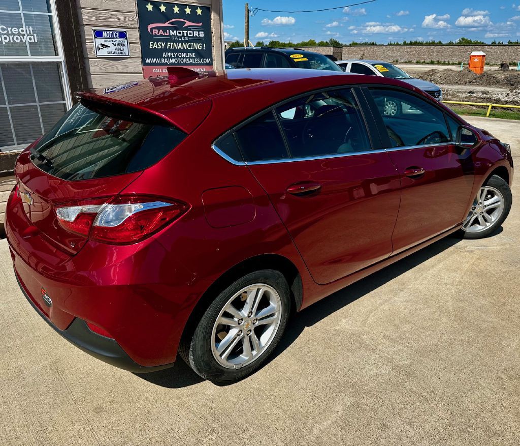 2017 Chevrolet Cruze Image 8