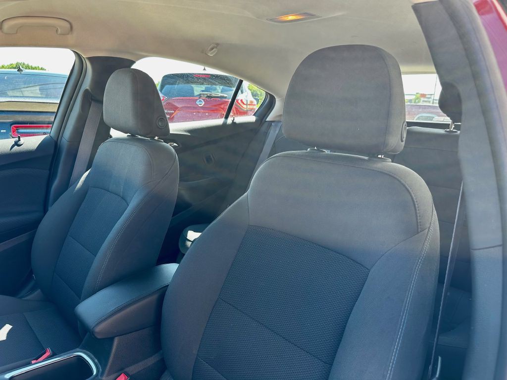 2017 Chevrolet Cruze Image 17