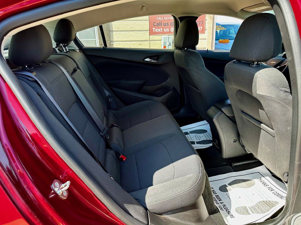 2017 Chevrolet Cruze Image 22