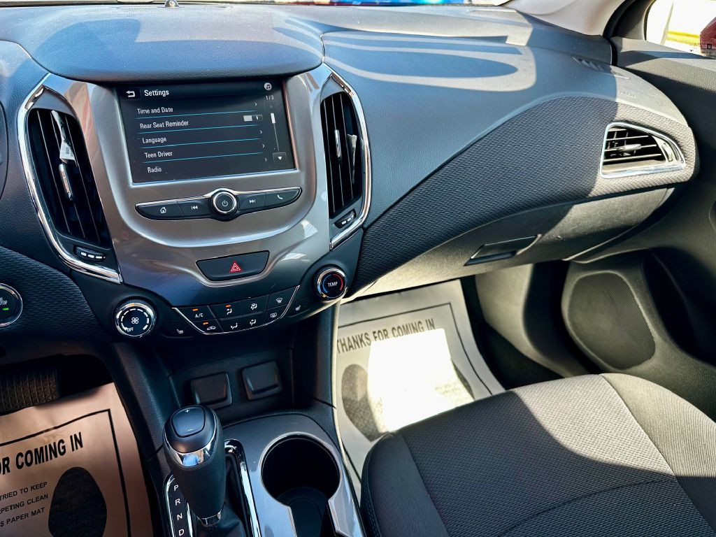 2017 Chevrolet Cruze Image 26