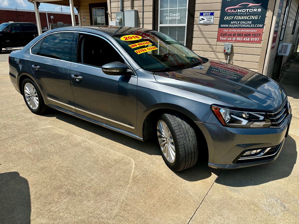 2016 Volkswagen Passat Image 9