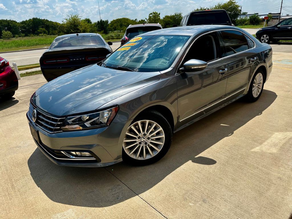 2016 Volkswagen Passat Image 17