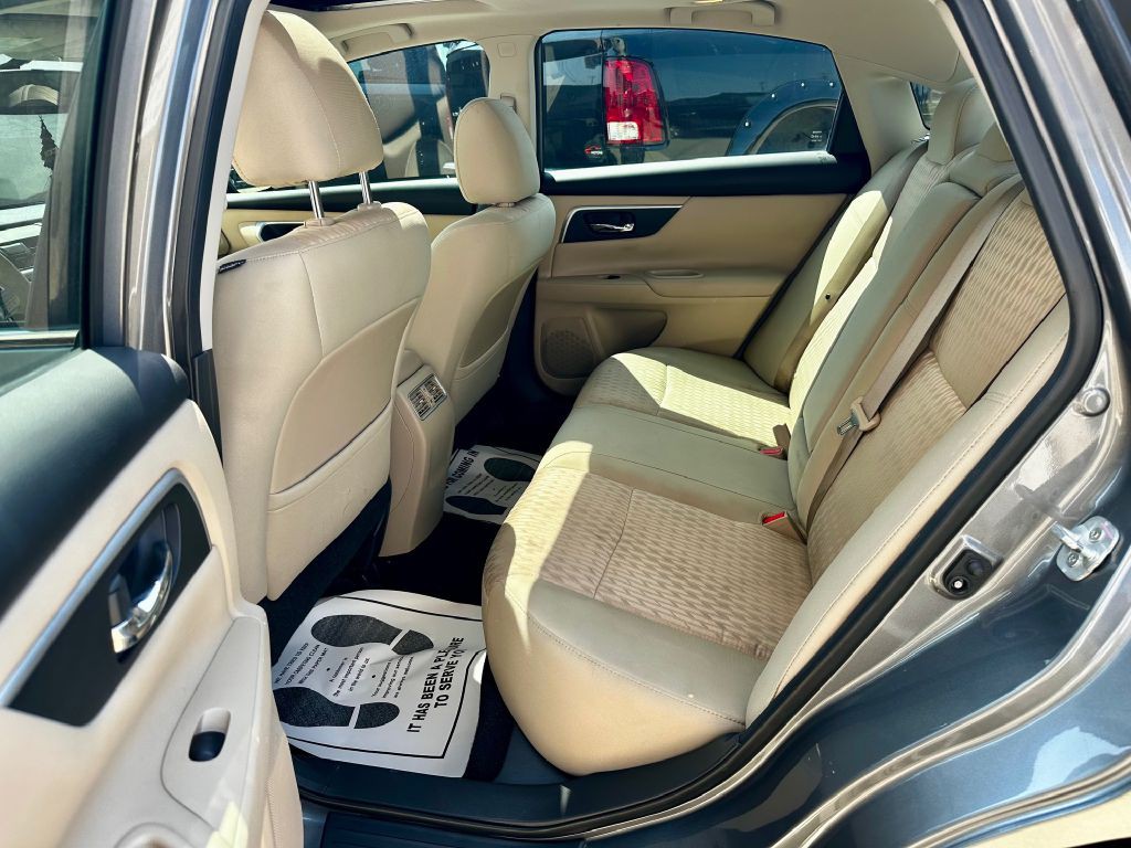 2017 Nissan Altima Image 23