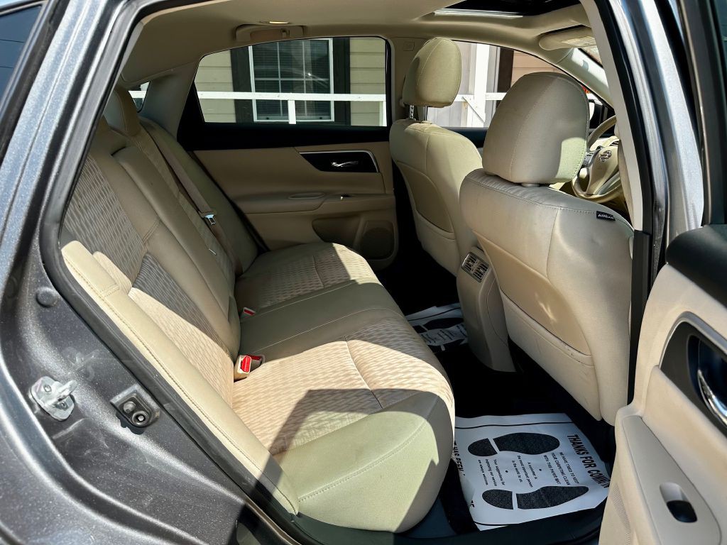 2017 Nissan Altima Image 26
