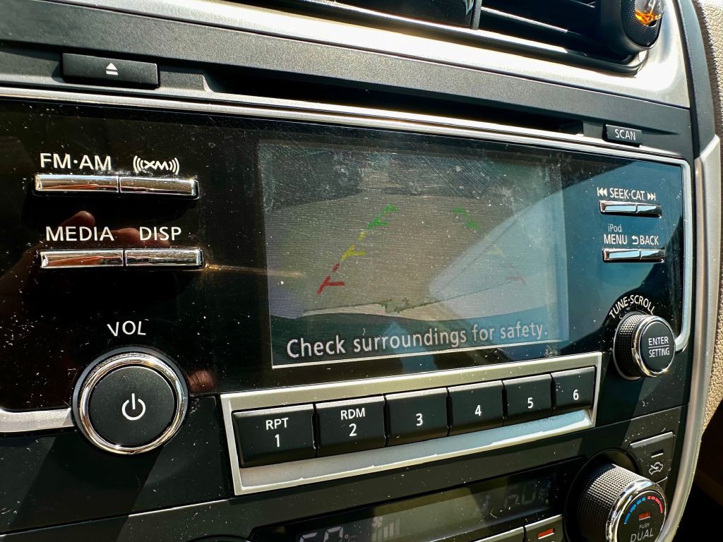 2017 Nissan Altima Image 29