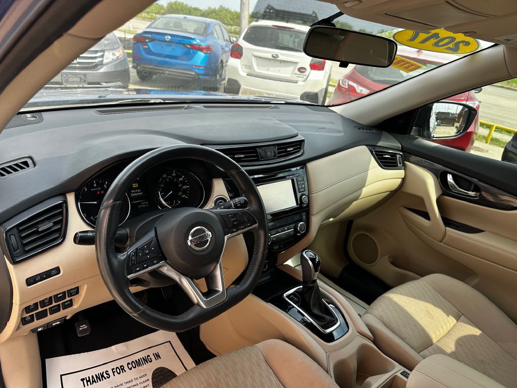 2017 Nissan Rogue Image 19