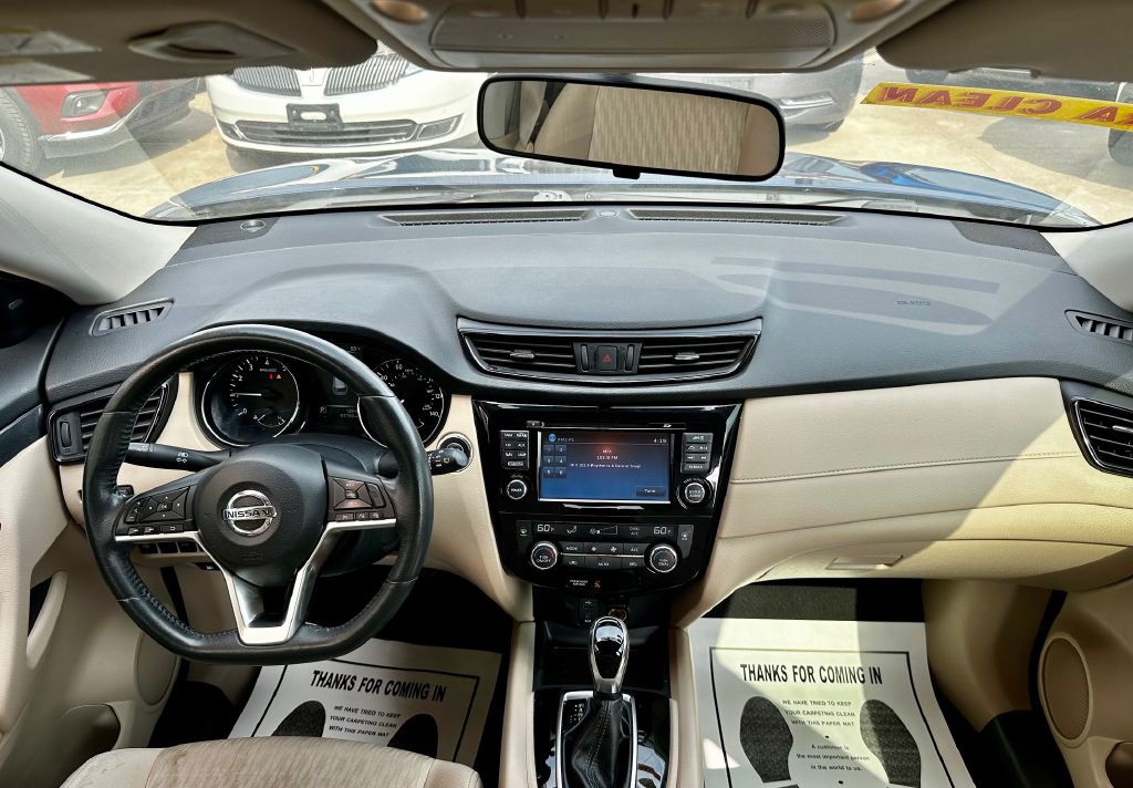 2017 Nissan Rogue Image 26