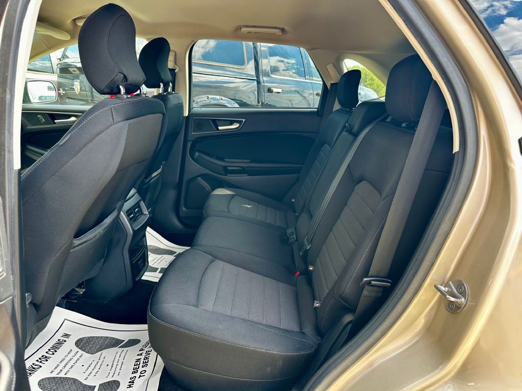 2018 Ford Edge Image 20
