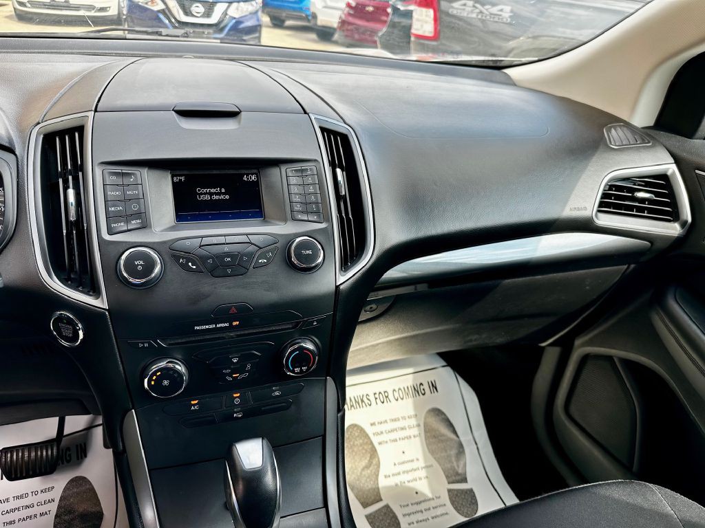 2018 Ford Edge Image 26