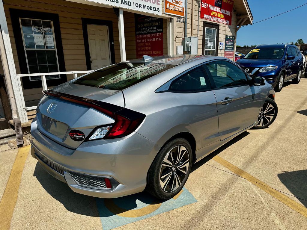 2017 Honda Civic Image 11