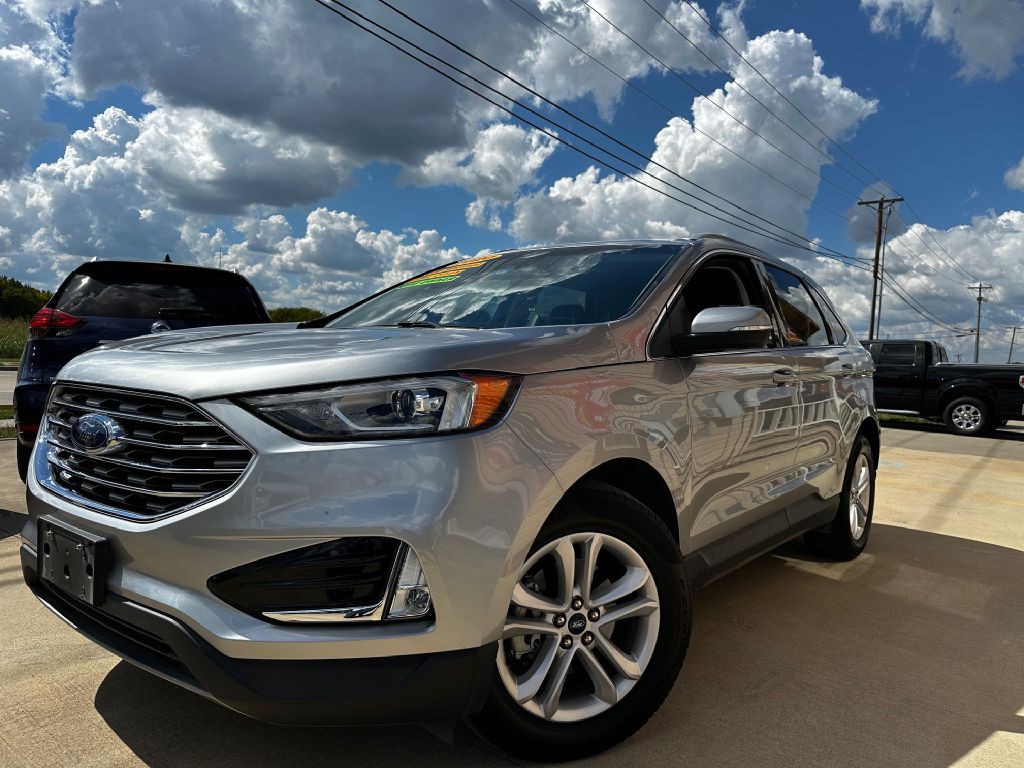 2020 Ford Edge Image 2