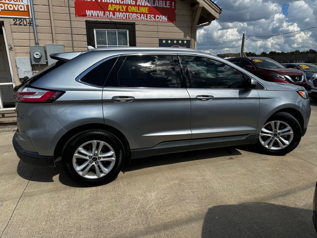 2020 Ford Edge Image 11