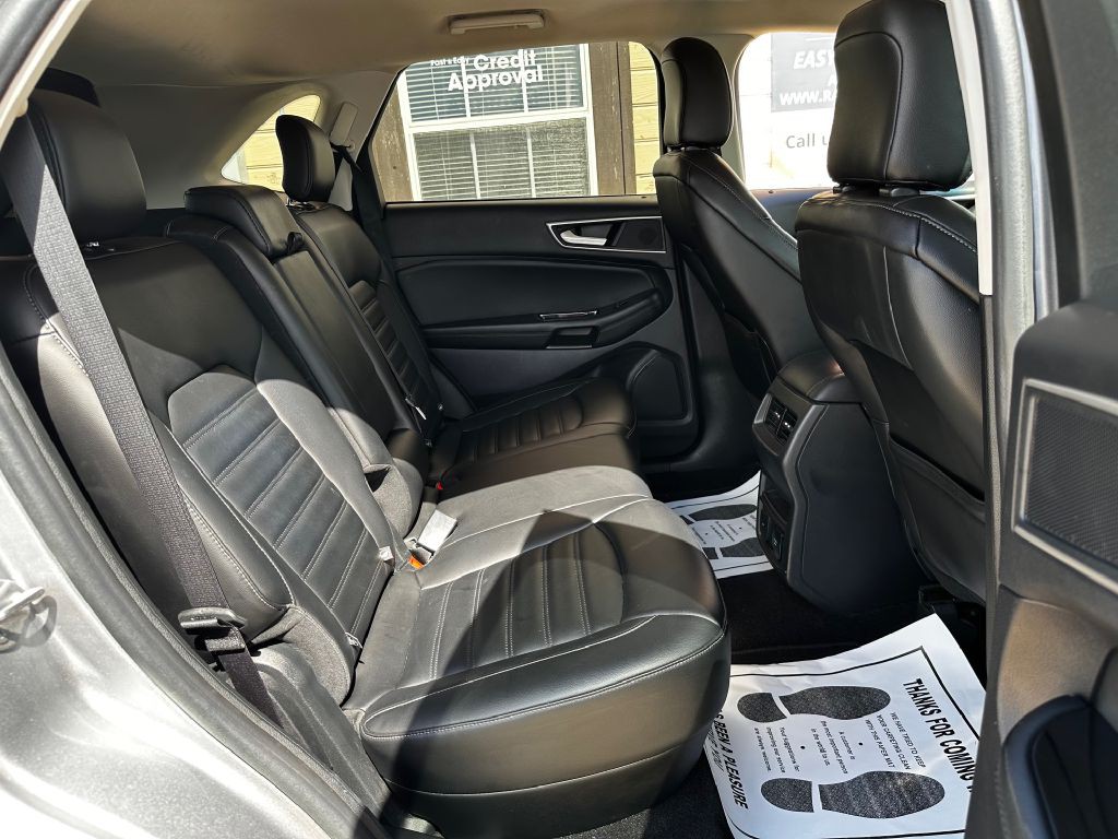2020 Ford Edge Image 27