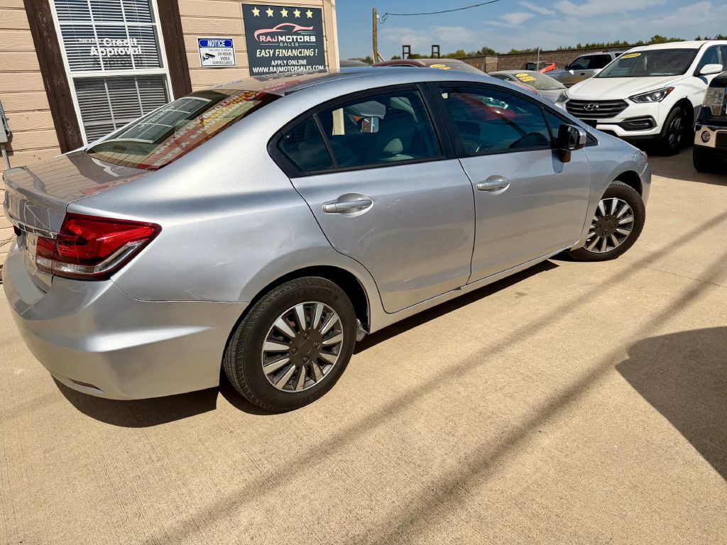 2014 Honda Civic Image 9