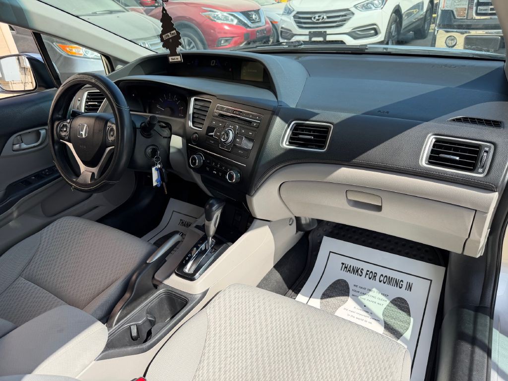 2014 Honda Civic Image 25