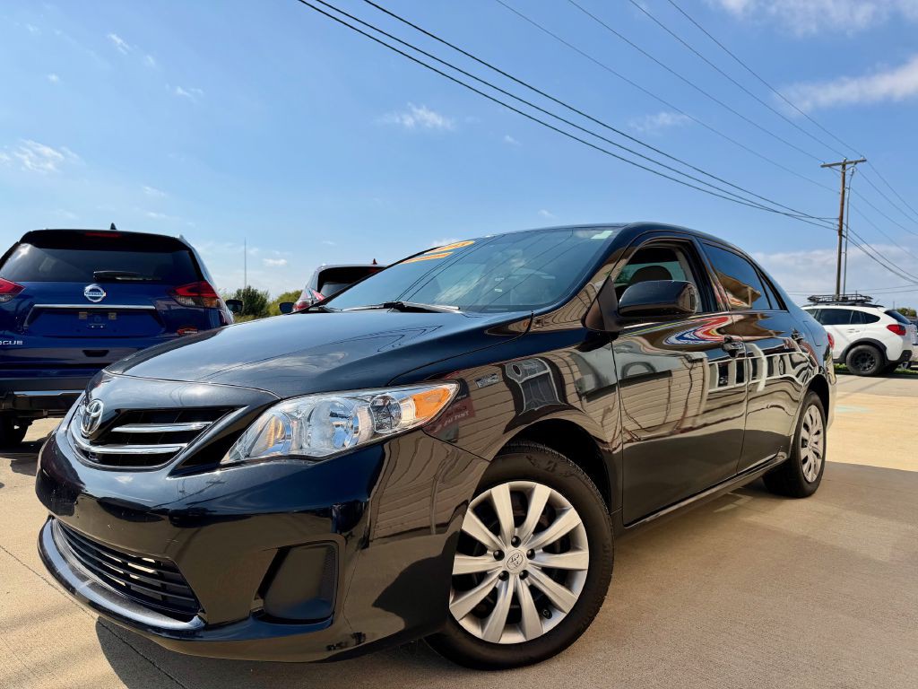 2013 Toyota Corolla Image 2