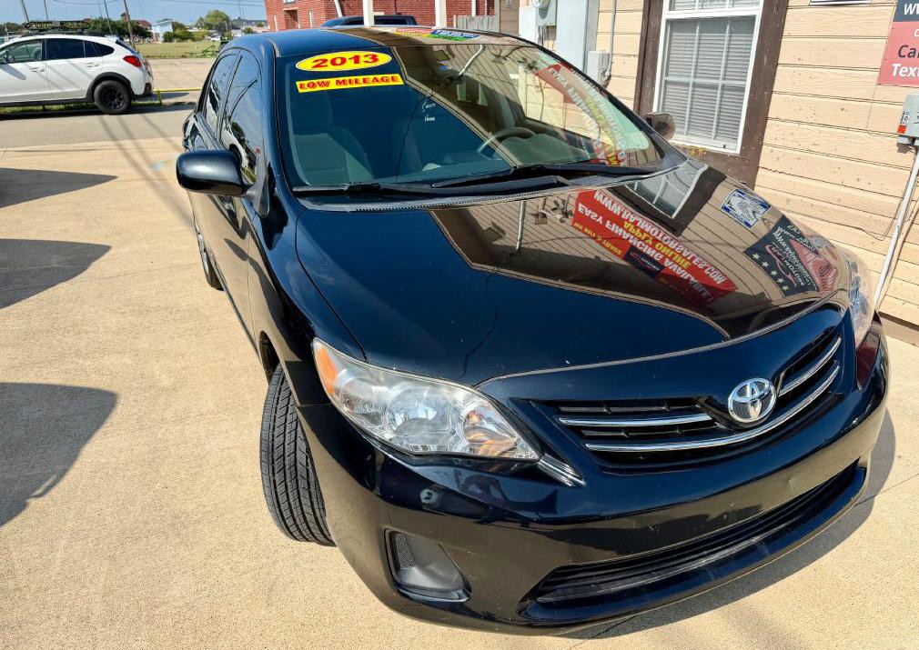 2013 Toyota Corolla Image 5