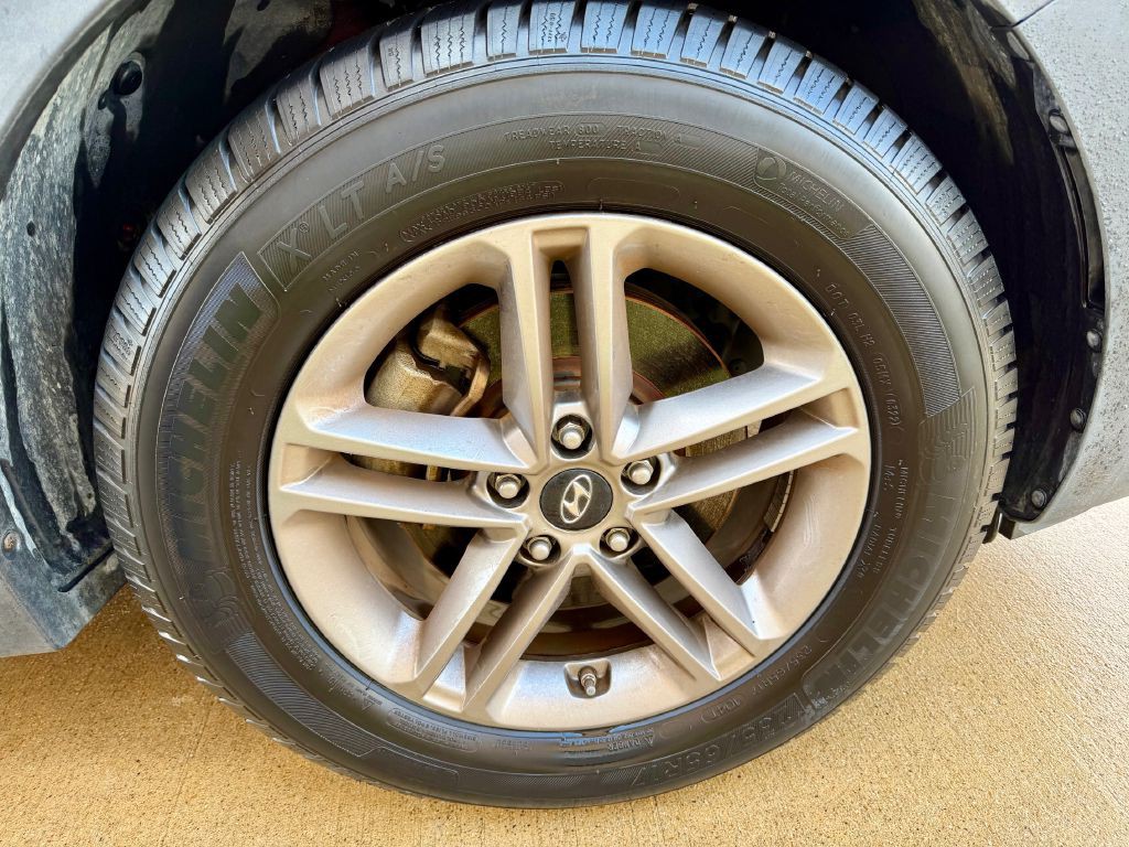 2017 Hyundai Santa Fe Sport Image 36