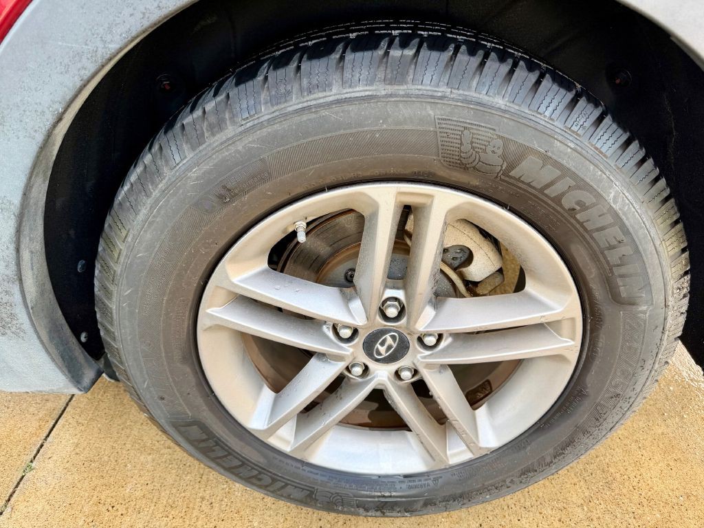 2017 Hyundai Santa Fe Sport Image 38