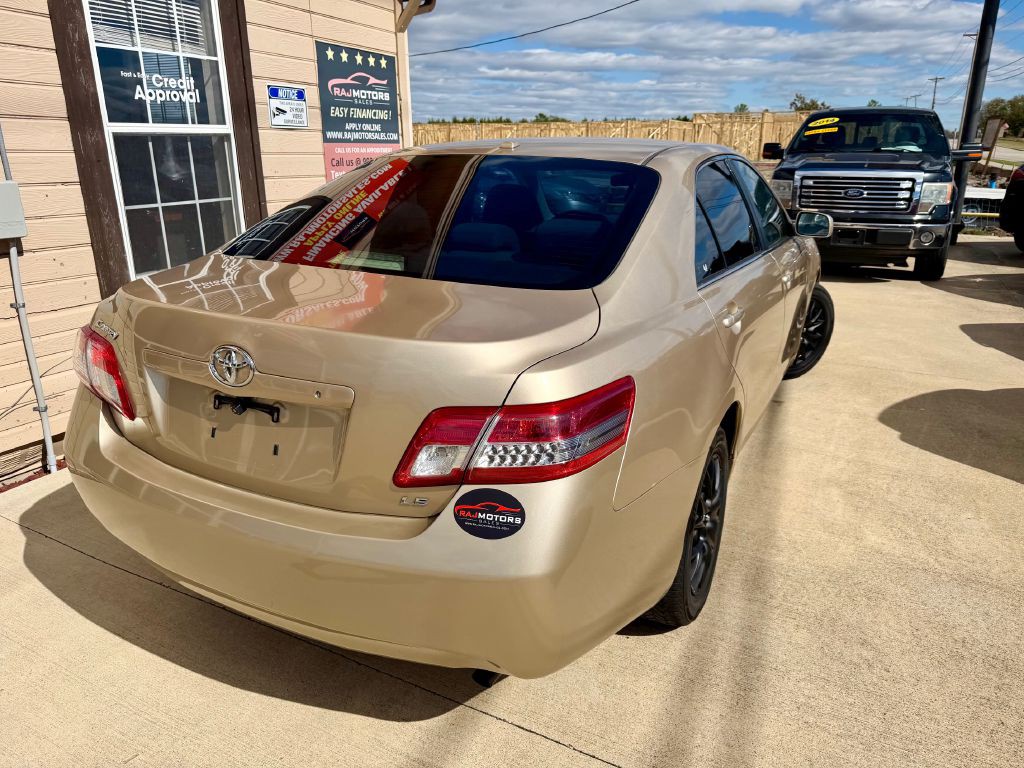 2011 Toyota Camry Image 13