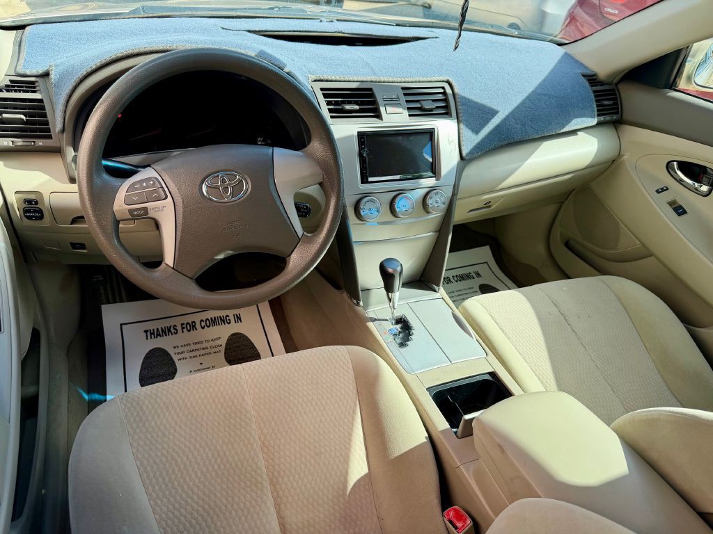 2011 Toyota Camry Image 26