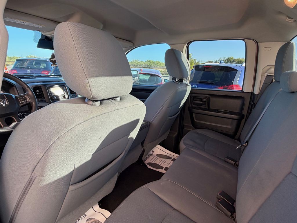 2013 RAM 1500 Image 30