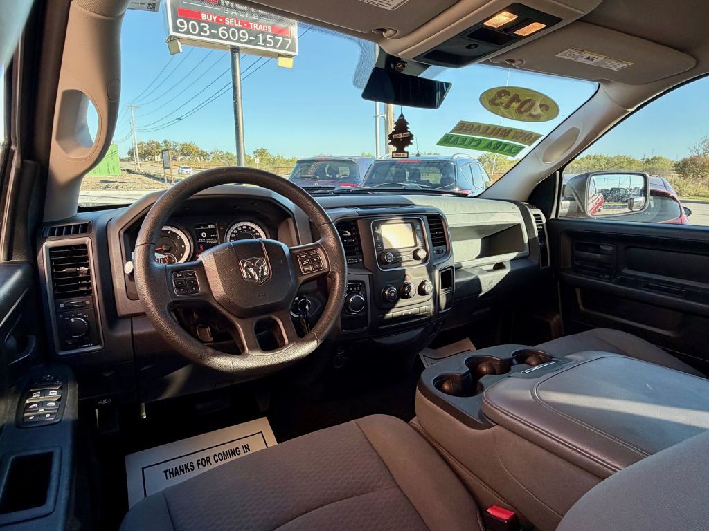 2013 RAM 1500 Image 32