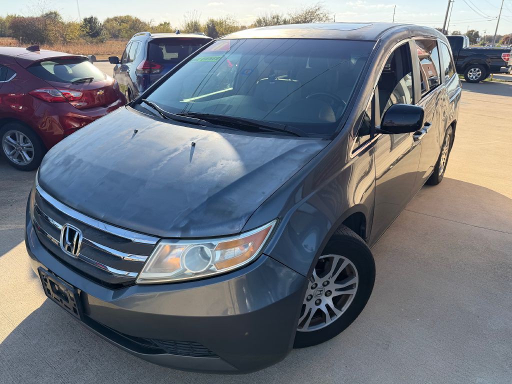 2011 Honda Odyssey Image 3