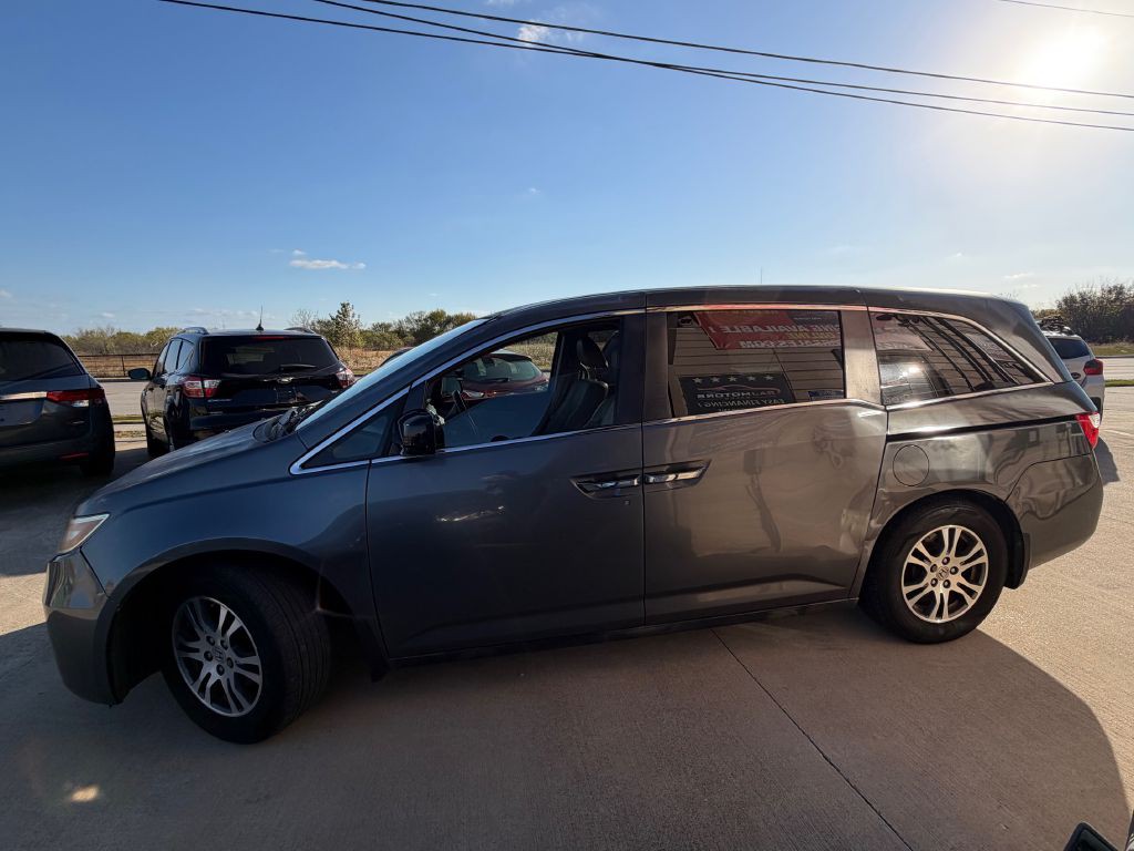 2011 Honda Odyssey Image 16