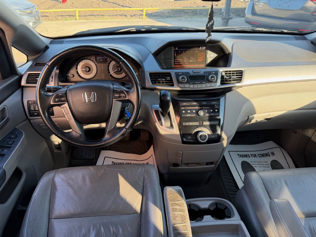 2011 Honda Odyssey Image 19