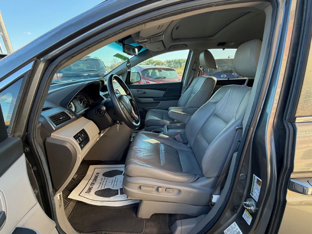 2011 Honda Odyssey Image 23