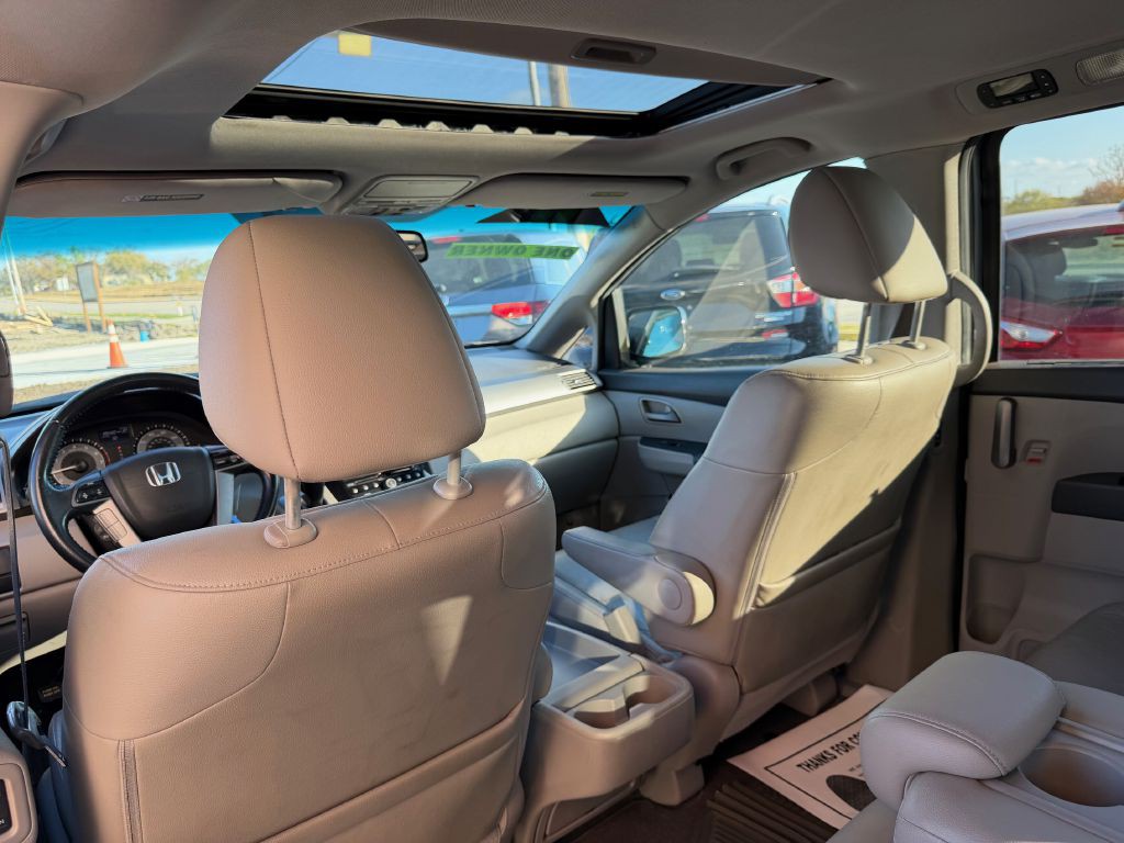 2011 Honda Odyssey Image 25