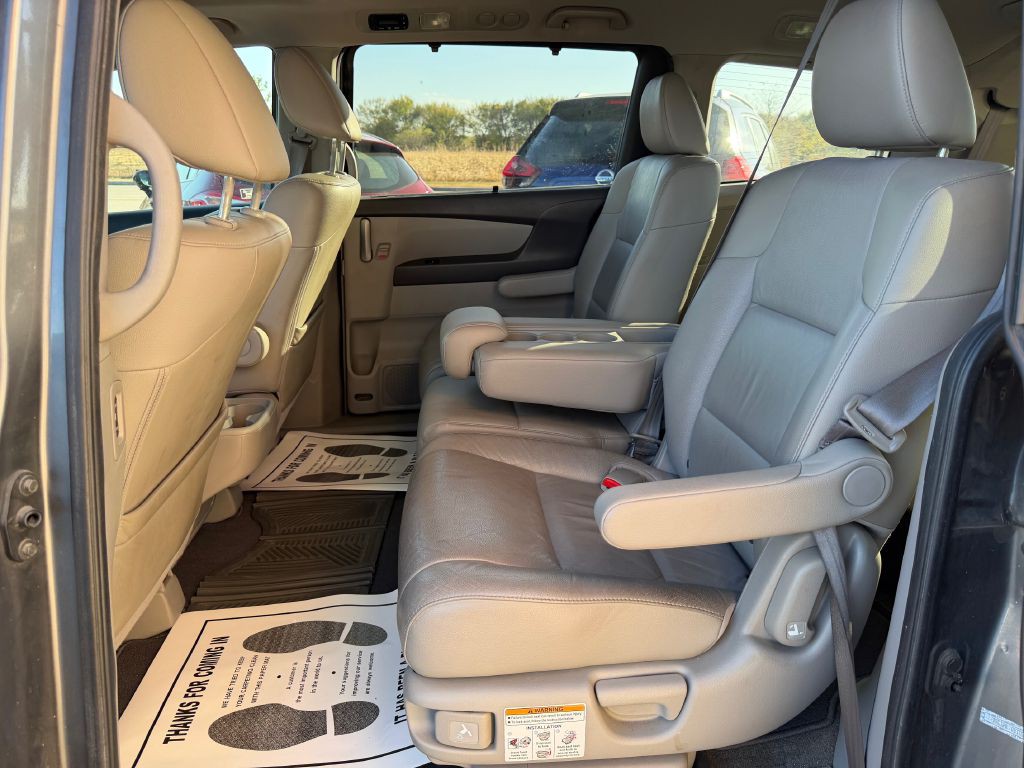 2011 Honda Odyssey Image 27