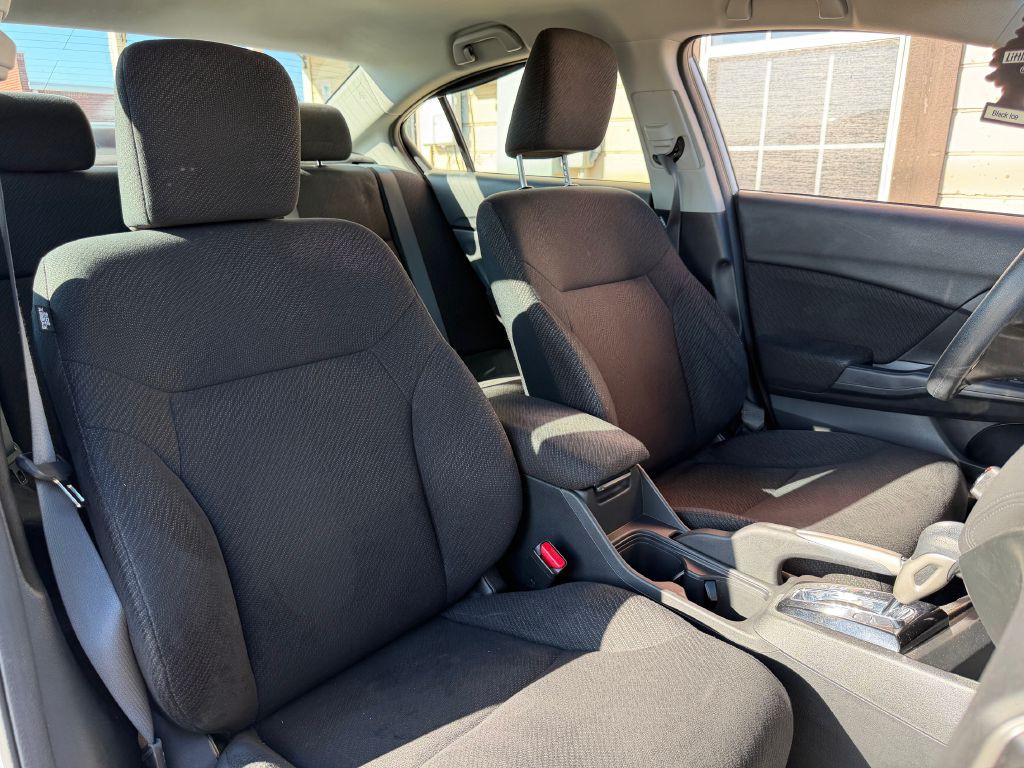2013 Honda Civic Image 29