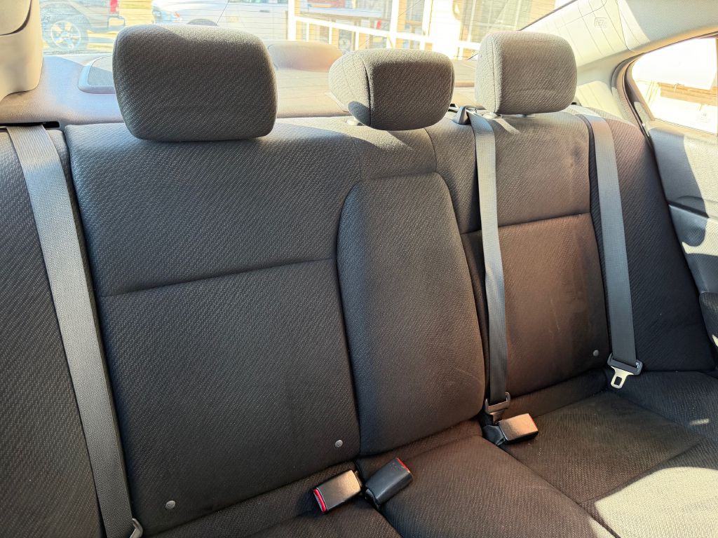 2013 Honda Civic Image 30