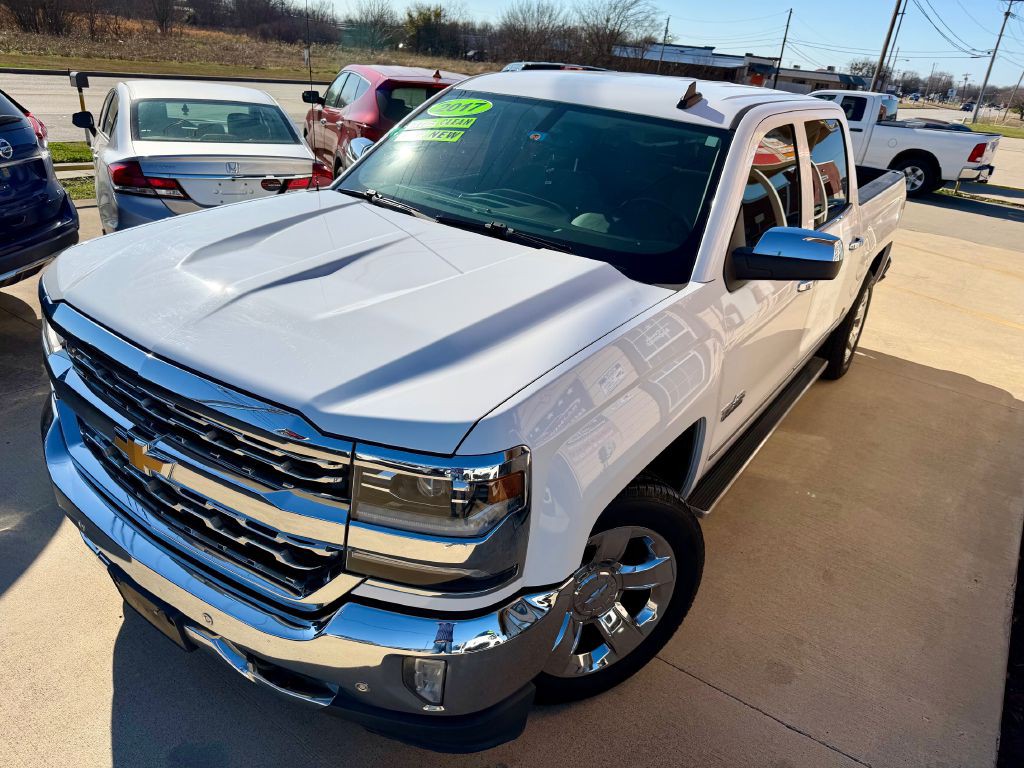 2017 Chevrolet Silverado 1500 Image 1