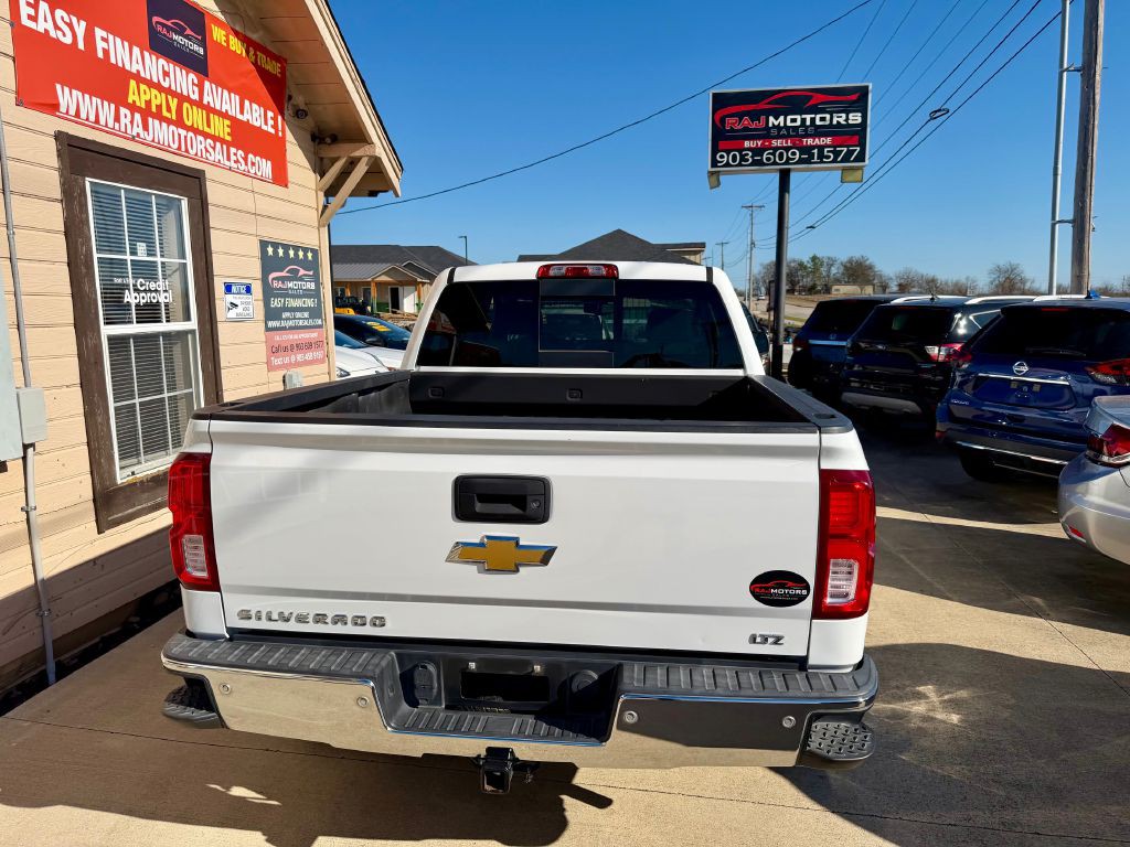2017 Chevrolet Silverado 1500 Image 14